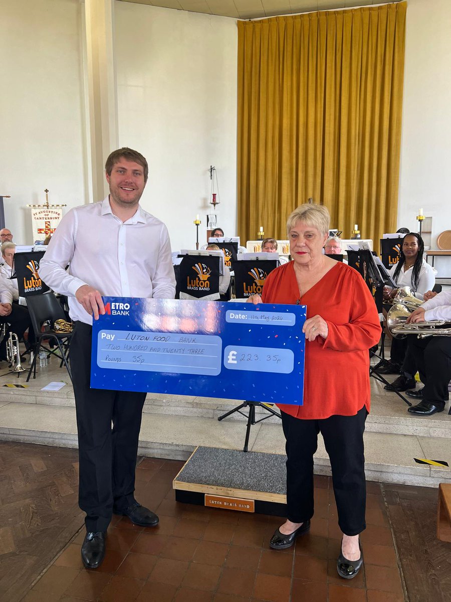 Thank you @LutonBrassBand for presenting this generous donation to our Chair, Liz Stringer, on Saturday.