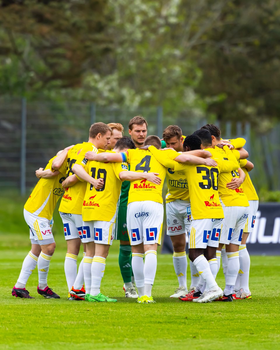 Så startar FFF idag 💛🤍 16 Anton Andersson 18 Linus Borgström 4 Tim Stålheden 5 Noel Hansson 8 Nils Bertilsson 19 Oskar Lindberg 12 Christoffer Carlsson 28 Melker Nilsson 9 Remo Gotfredsen Grgic 30 Godwin Aguda 10 Leonardo Farah Shahin Here we go! 🔝 #falkenbergsff