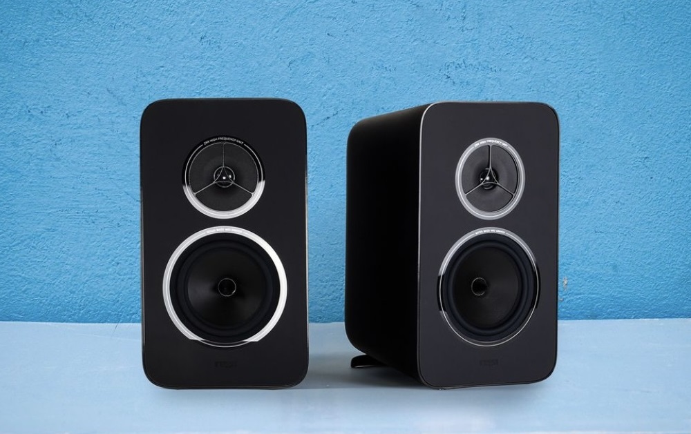 The Rega Kyte speakers are meticulously designed to deliver the true Rega sound at an affordable price.  
These compact bookshelf speakers are designed to complement any hi-fi or audio system.
rega.co.uk/products/kyte
@RegaResearch #awardwinning #loudspeakers #hifi #Nottingham