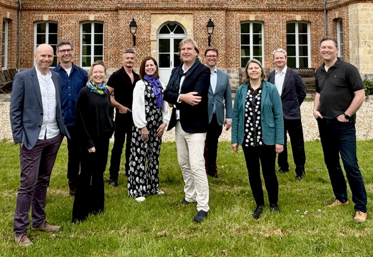 In front of Château de Sainte-Marguerite-sur-Mer, where we've been recording The Patmos Book of Carols and the Tallis Lamentations from @diammpub's restoration of The Sadler Partbooks @JoForbesLE @RebeccaHickey20 @ALEstrangeMusic @1equalmusic @WillyEteson @ManofWye @francisbrett