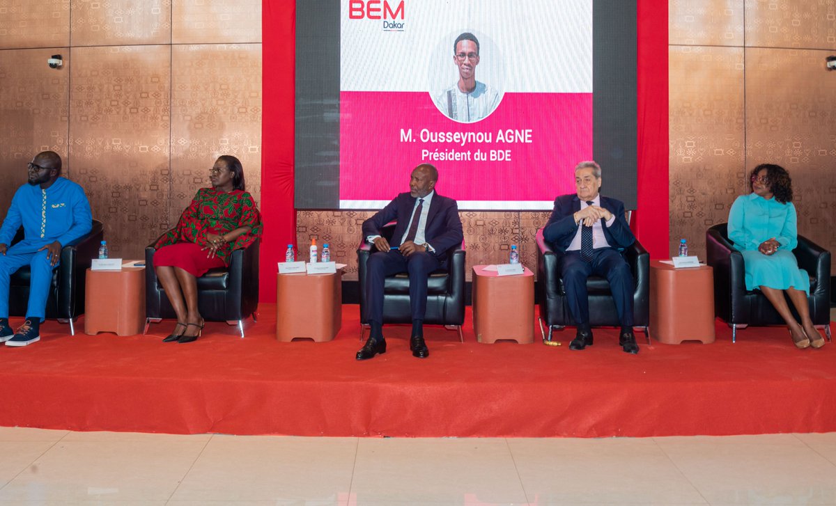 [#Amphi] d'#Été #2024 au #Musée des Civilisations noires ! 
Cette rencontre solennelle placée sous le thème de "L’#excellence académique” est une tradition à #BEM et revêt une importance particulière pour les #étudiants de la #promo entrante !
Avec Dr <a href="/pmdiop/">Pape Madické DIOP</a> &amp; <a href="/MarieOdileSene/">Marie Odile SENE</a>.