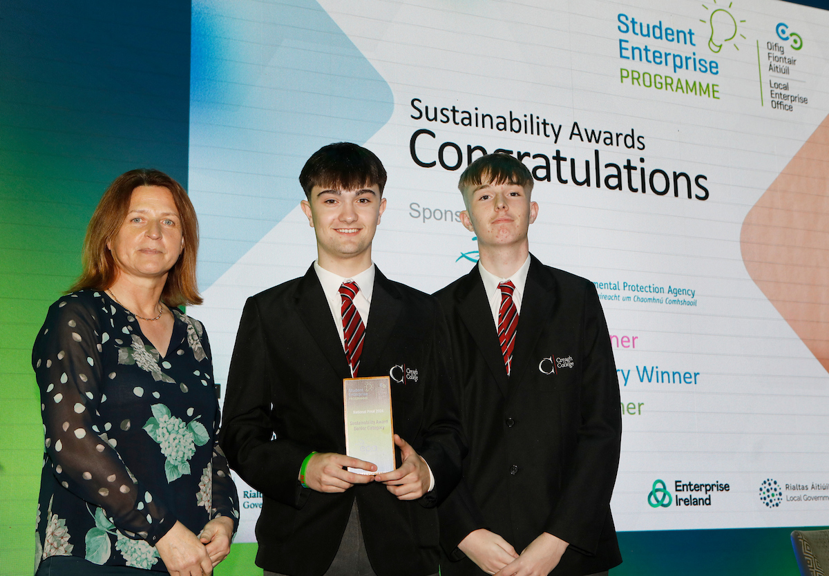 Congratulations to Matt Furlong & Adam Connolly of Ecofire Creagh at Creagh College Gorey for winning the Sustainability Award at the Student Enterprise Awards! Supported by Local Enterprise Office Wexford, these young innovators are paving the way for a sustainable future.#SEP24