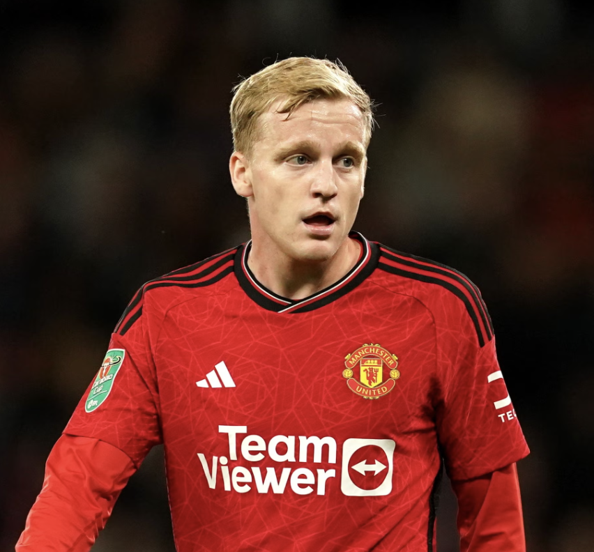 🚨 Eintracht Frankfurt will NOT trigger the £11.2m buy option to sign Donny van de Beek from Manchester United's on a permanent deal. 

(Source: @FabrizioRomano)