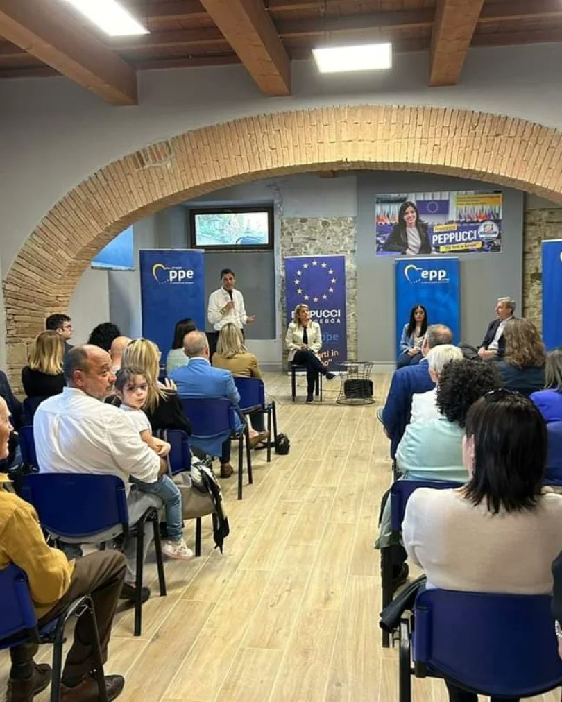 Momenti di una grande corsa verso l'8 e il 9 giugno.
Oggi tante persone alla inaugurazione del Comitato elettorale di #Todi! Grazie a tutti per l'affetto e il sostegno! Avanti così!
#elezionieuropee2024 #forzaitalia #ScriviPeppucci #scriviTajani #umbria #lazio #toscana #marche