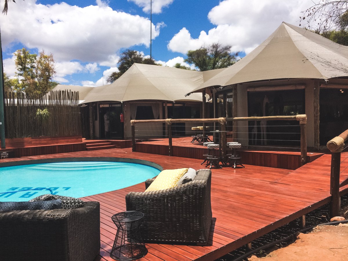 𝙀𝙭𝙘𝙡𝙪𝙙𝙚𝙨:
• Telephone, Curio, and Bar purchases, Spa Facilities, Gratuities, and Laundry.
• Drinks.

#madikwegamereserve #africanwildlife #africansafari #iloveafrica #bushwillowtravelandtour