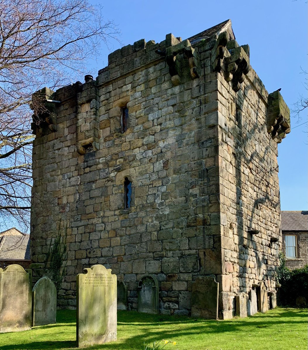 The early C14th Pele Tower at Corbridge in Northumberland. Built of stone from the Roman fort of Coria (Corbridge), it served as a fortified residence for the vicars of the nearby parish church of St. Andrews. #MedievalMonday 📸 My own.
