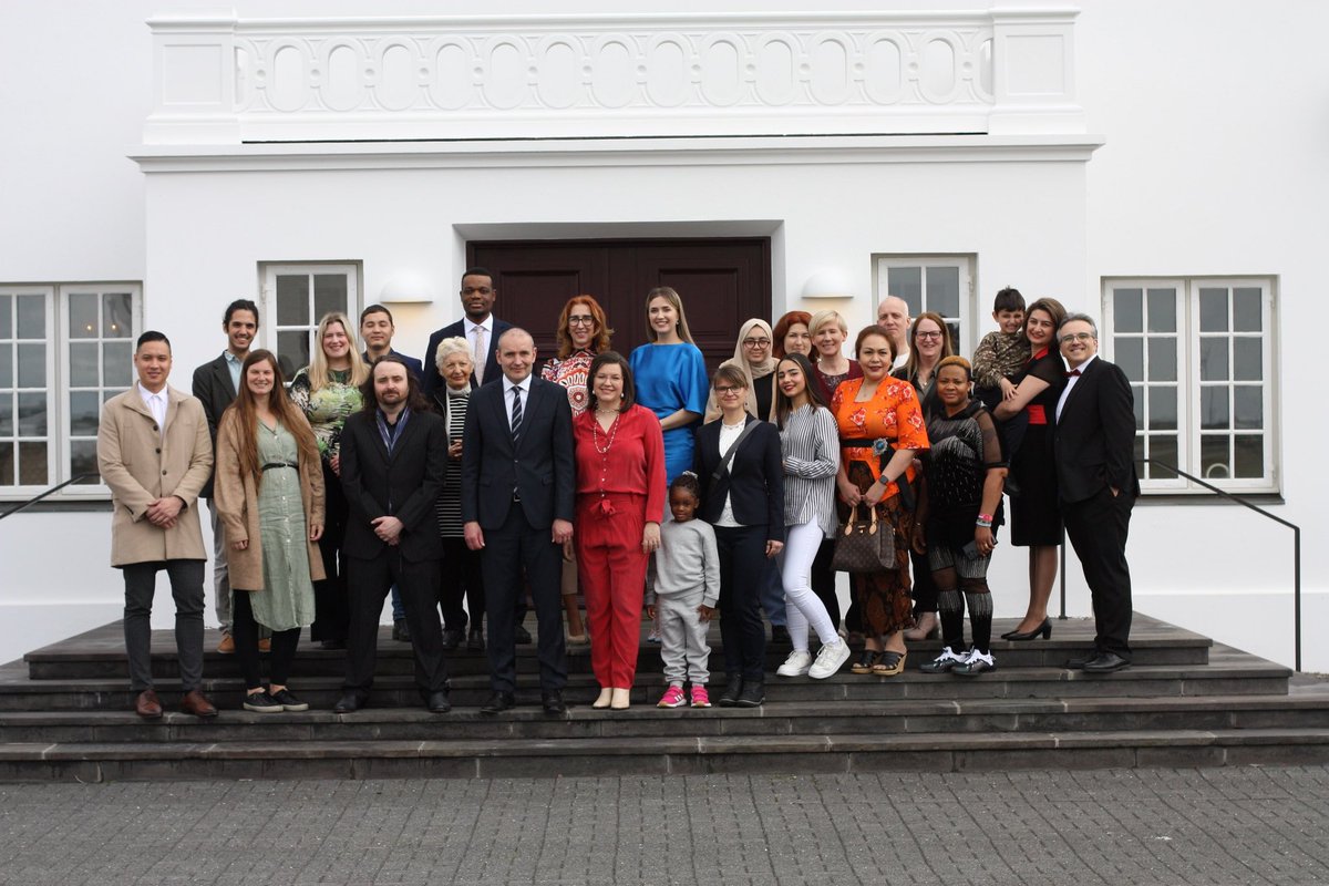 Guðni and I hosted Icelanders who have received citizenship this year. This was the first time such a reception was at held at Bessastaðir. More background on facebook.com/elizajeanreid