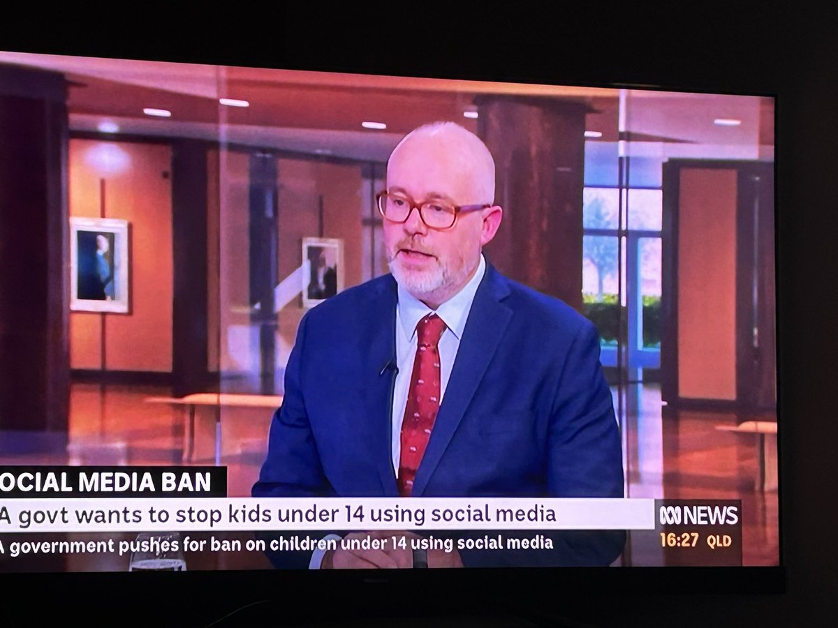 Bank social media? But kids will never see the truth of the fine upstanding peers that @abcnews keep airing…@LiberalAus #afternoonbriefing