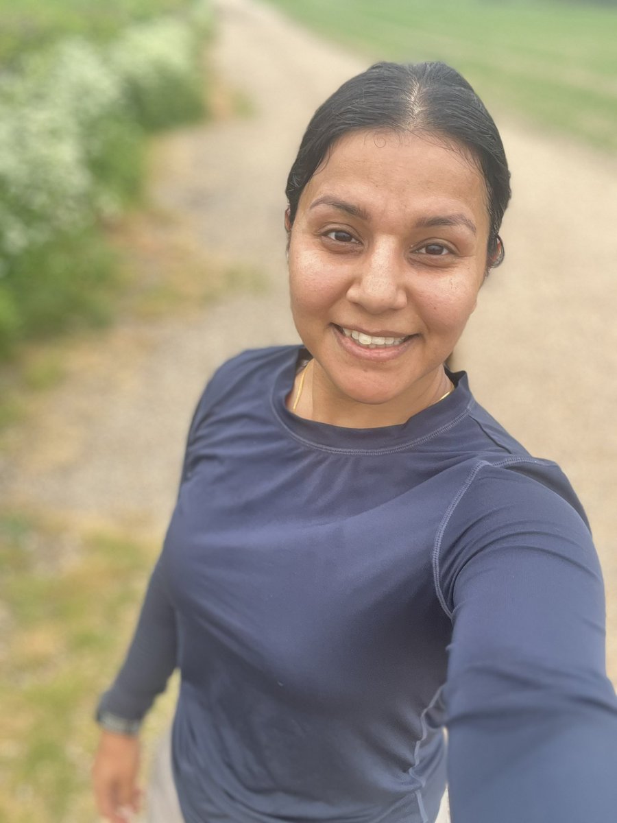 Rise and Grind🌅 Good morning everyone. Early morning 🏃‍♀️ done ✔️ looking forward to the evening gym session. “The sun is a daily reminder that we too can rise again from the darkness, that we too can shine our own light.' #morningpost #running #PositiveEnergy #PositiveVibes