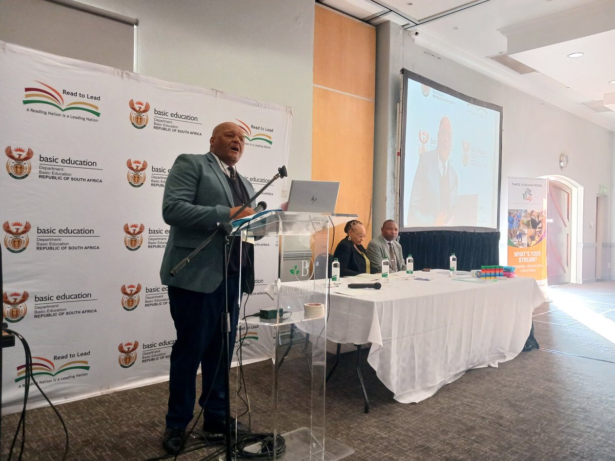 DBE_SA's tweet image. The training of provincial and district officials in Coding and Robotics for the Foundation Phase is underway in Boksburg, Gauteng.
#CodingAndRobotics #ThreeStreamModel