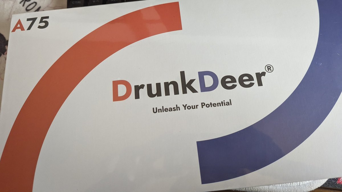 poponemui's tweet photo. DrunkDeer A75 とどいた!!!! https://t.co/8sxh2X3F9U