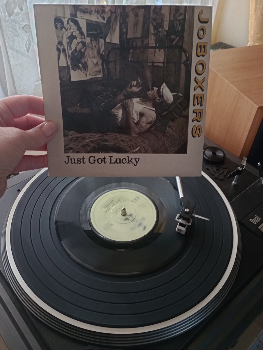 'I feel a quiver, every time we kiss, 💋 the sky's the limit, with a love like this, 'cause i found it, just got lucky, together we found it, just got lucky...' 💛🎶 Spinning #JoBoxers - 'Just Got Lucky' (May 1983) and wishing you all a very Happy Monday!!xx ❤️ #JustGotLucky