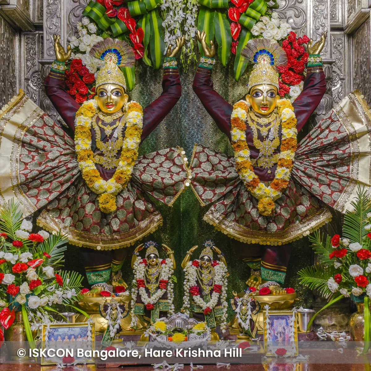 Daily darshan from ISKCON Bangalore temple - May 13, 2024.

#ISKCONBangalore #iskcon #DailyDarshan #temple #krishna #radhakrishna #trending #diwali #krishnalove #darshan #hkhill #vkhill #iskcontemple #mondayvibes #mondaymotivations #monday #blessings #divine #spiritualgrowth