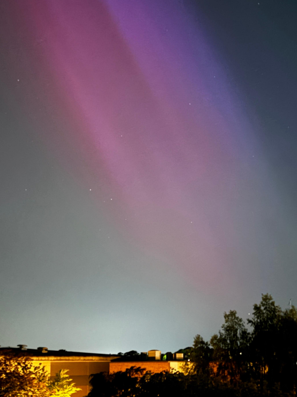 Did you see the Northern Lights at the weekend? One of our parents sent in this great photo of the colours over Fernwood.