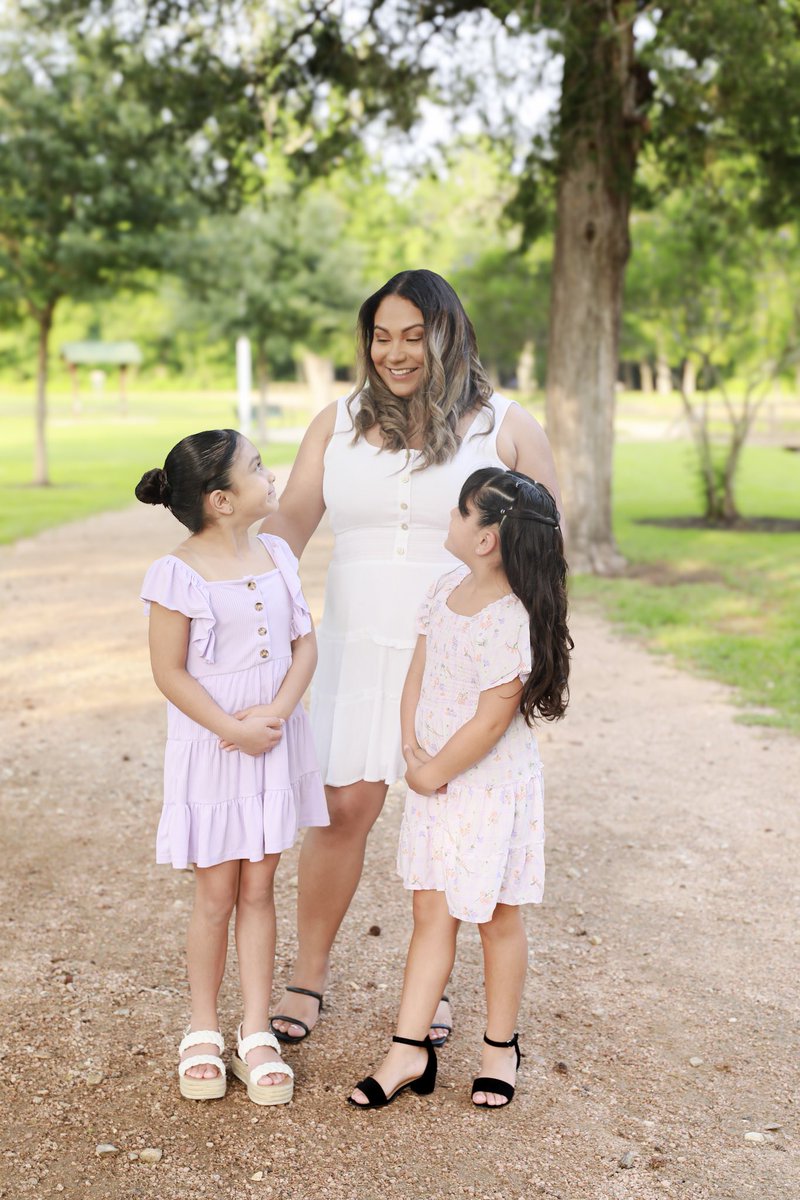 TaylorHuntPhoto's tweet photo. Motherβs Day Mini Session ππ©·
#houstonphotographer #canon #canonphotography #HappyMothersDay #MothersDay #mothersdaysession #minisession #photoshoot #mothersdayphotoshoot https://t.co/VqfZcDfoBv