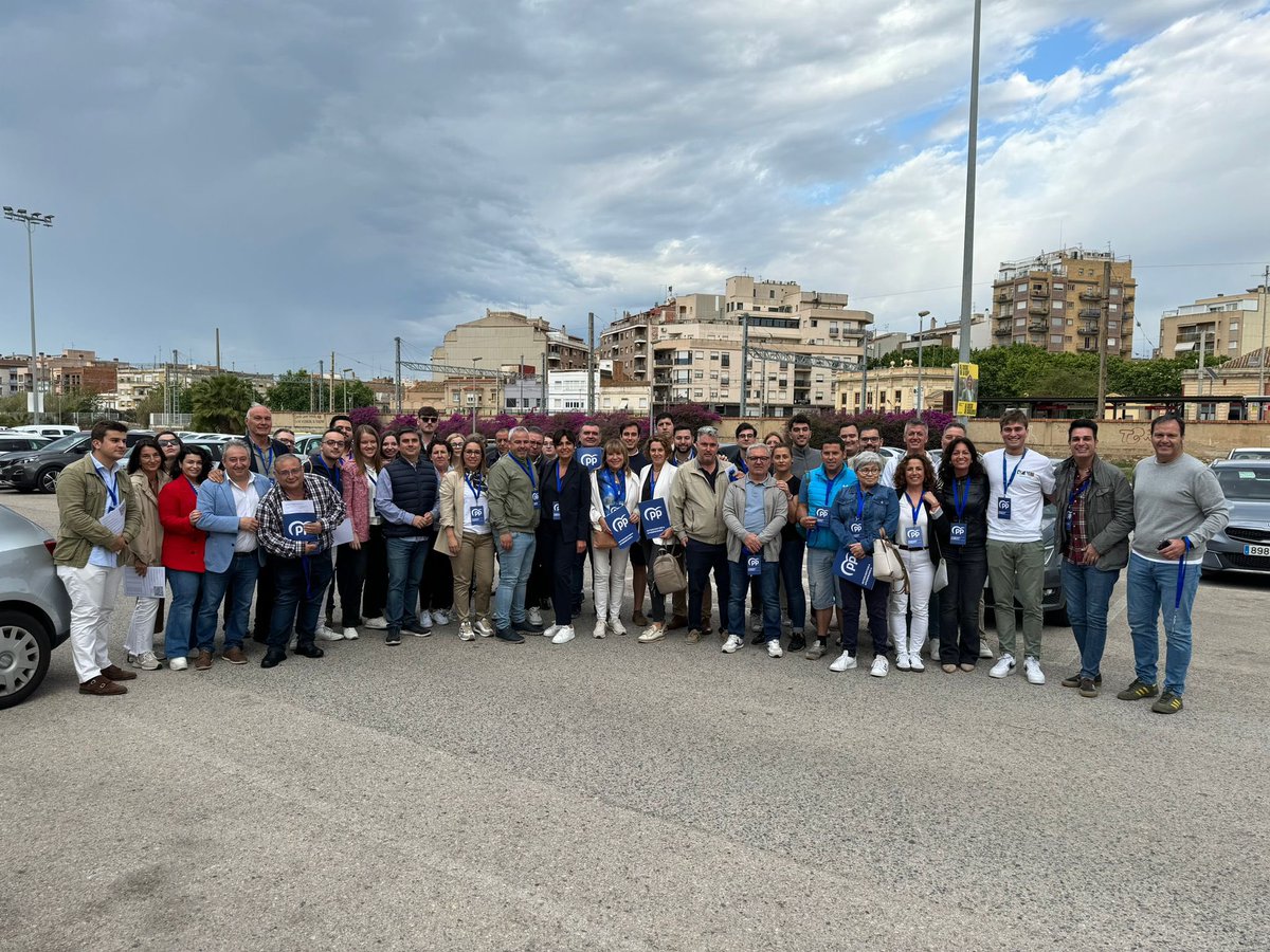 👉🏻 Més de 75 companyes i companys de @popularsval se van desplaçar ahir des de la província per a ajudar en les #EleccionsCatalanes 🗳️. Gràcies pel gran treball! 🗣️Enhorabona a @alejandroTGN per un resultat que consolida al @PPCatalunya com a alternativa constitucionalista 🫱🏻‍🫲🏼