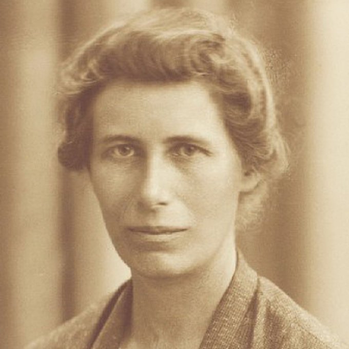 Born #OnThisDay in 1888 was seismologist and geophysicist Inge Lehmann ForMemRS. Lehmann is known for her 1936 discovery that the Earth's core must have a solid inner core inside a molten outer core. Before this, scientists believed that the core was a single molten sphere.