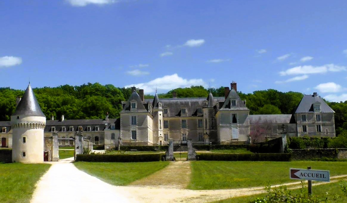 Monday's chateau...Château de Gizeux at the heart of the Parc naturel régional Loire-Anjou-Touraine.
📷@iamjamescraig
@RCValdeLoire #loirevalley #chateau #Touraine #France #MondayMotivation #MagnifiqueFrance