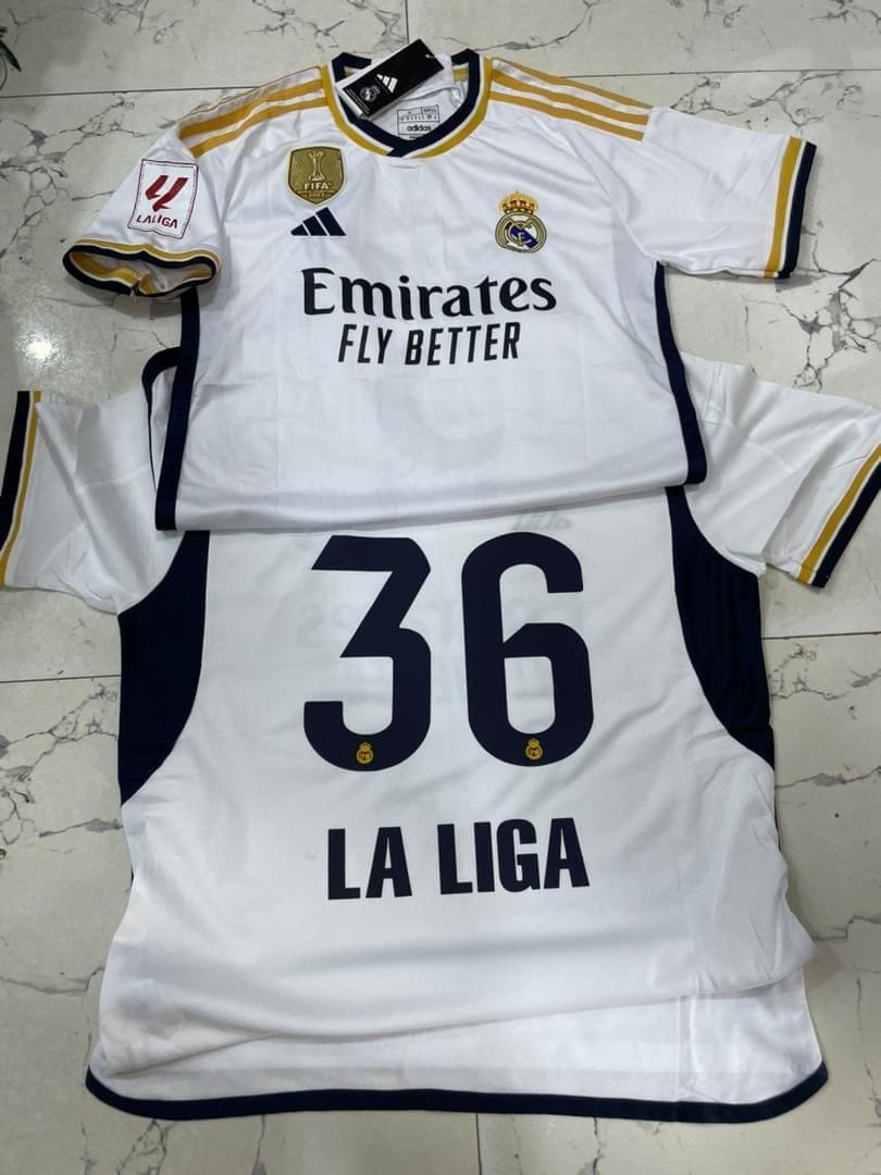 ORIGINAL REAL MADRİD JERSEY WITH CUSTOMIZATION AVAILABLE 15,000. Location Kaduna delivery nationwide. Please send a dm or call me 09036147053.