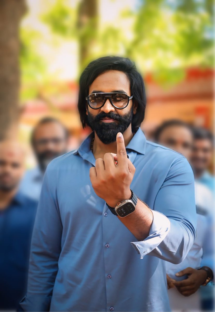 Collection King @themohanbabu & @iVishnuManchu cast their votes in Tirupati! 🗳️ #LokSabhaElections2024 #MohanBabu #VishnuManchu #TeluguFilmNagar