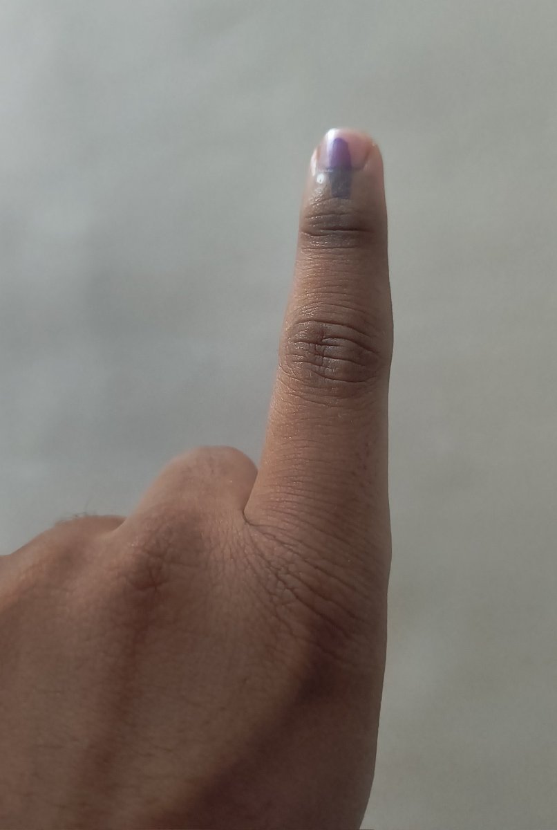 Participated and excercised my right in the festival of biggest democracy. Please go and vote, it’s your fundamental right.🗳️ #Pune #VoteforINDIAalliance #LokSabaElections2024 #4thPhase #RavindraDhangekar