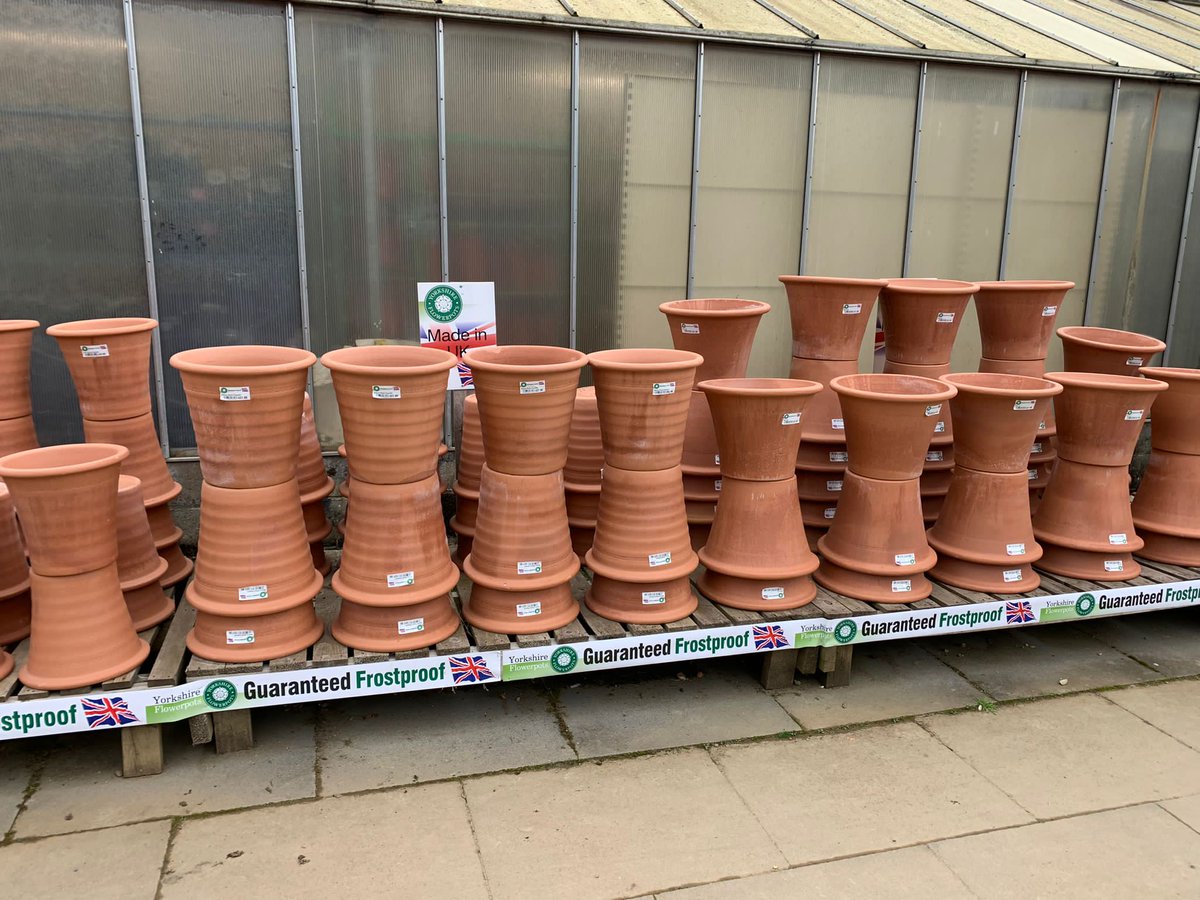 A fantastic range of British made natural terracotta pots at The Barn Garden Centre Oundle 🪴

Products in the British Flowerpots range include:
Medium Harrogate Pots🪴
Small Ribbed Flowerpots🪴
Ripon Pots🪴
Tall Flowerpots🪴
Medium Ribbed Flowerpots🪴

#buybritish #madeinbritain