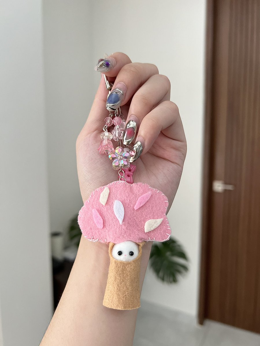 heart eyes for this critter costume trinkets 🌸 love this! 🌷 @dollycalico