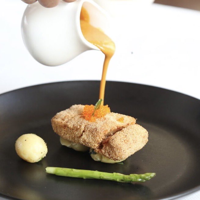 Indian_Accent's tweet photo. celebrating decades of culinary expertise and passion with each pour!
#indianaccent #delhi #inventiveindian https://t.co/DynBFoXR2q