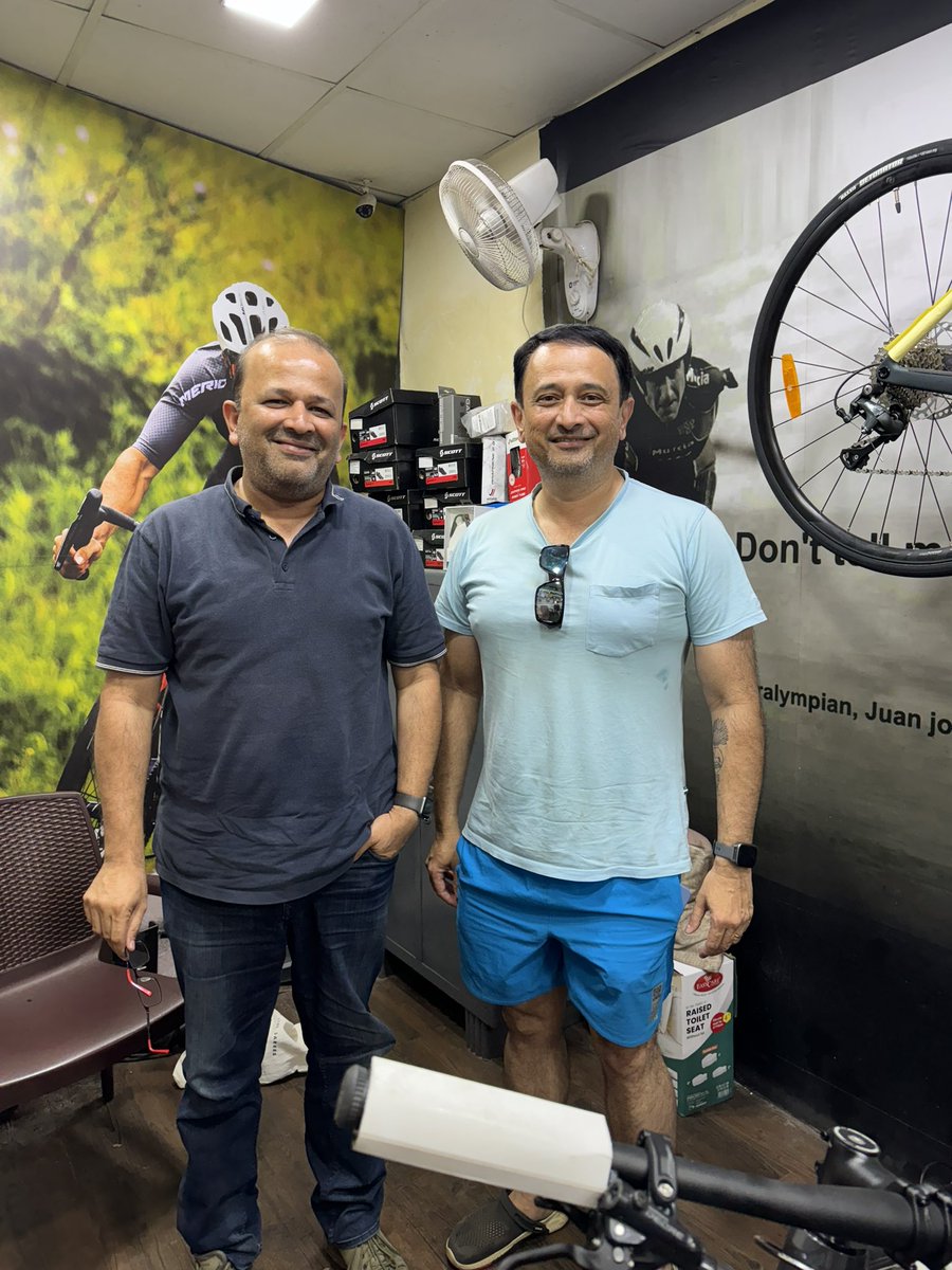 Great meeting you Gaurav @BharatFirst3112 Amongst my followers you are probably one who is at the shortest distance from my store. Thanks for visiting our store @ProSportsBikes #Pune