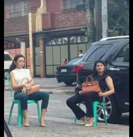 Bb_menita03's tweet photo. 25. dimples romana and beauty gonzalez in the set of kadenang ginto https://t.co/PrhNqCMSkM