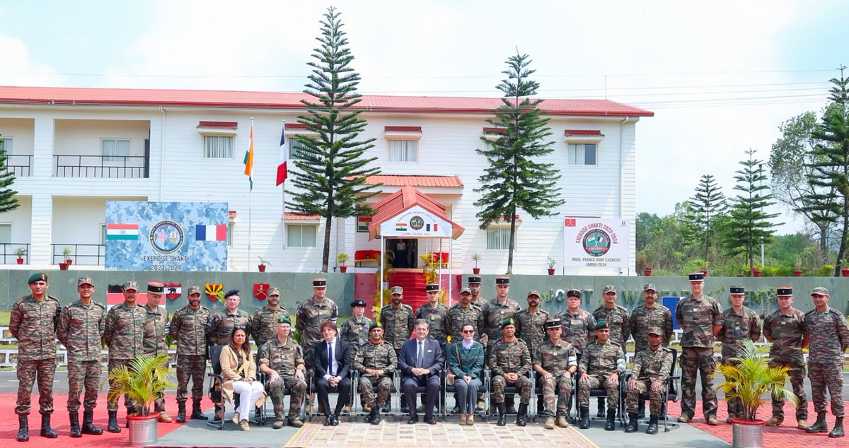 Exercise #Shakti 2024 The 7th Edition of Joint Military Exercise #SHAKTI between #India🇮🇳 & #France🇫🇷 commenced in #Umroi, #Meghalaya after a formal opening ceremony. The event was attended by the Ambassador of #France to #India 🇫🇷🇮🇳 Mr Thierry Mathou and other military &