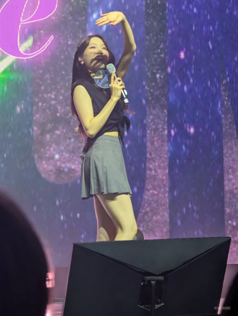 potatotheorbit's tweet photo. 230926 Loossemble: the US Debut Ceremony in Houston

#Loossemble #루셈블 #Gowon #고원 #LoossembleHouston https://t.co/CPZRhvGtmq