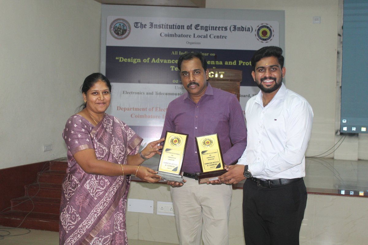 Entuple's tweet photo. We were honoured to be part of the prestigious All India #Seminar on 'Design of Advanced #5G #Antenna and #Prototype #Technologies' organised by The Institution of Engineers (India) Coimbatore Local Centre and #Coimbatore Institute of Technology

#Entuple #Technologies #Bangalore https://t.co/oLKxKBAnnQ