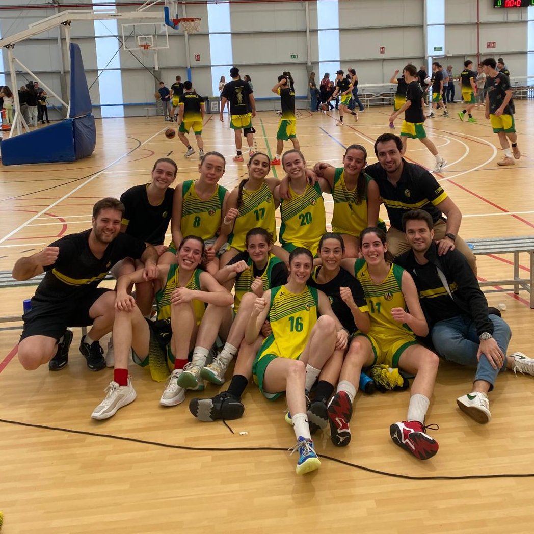JoventutLCorts's tweet photo. 🏀 JÚNIOR U18 FEM CONSERVA LA PLAÇA A PREFERENT 🏀

Ahir el Júnior U18 Fem va guanyar al Manresa CBF per 54 a 44  en el partit decisiu per a mantenir la plaça a preferent per a la temporada vinent

Enhorabona per a la temporada, equip!

#123LesCorts @JoventutLCorts https://t.co/S6VwwgYy2q