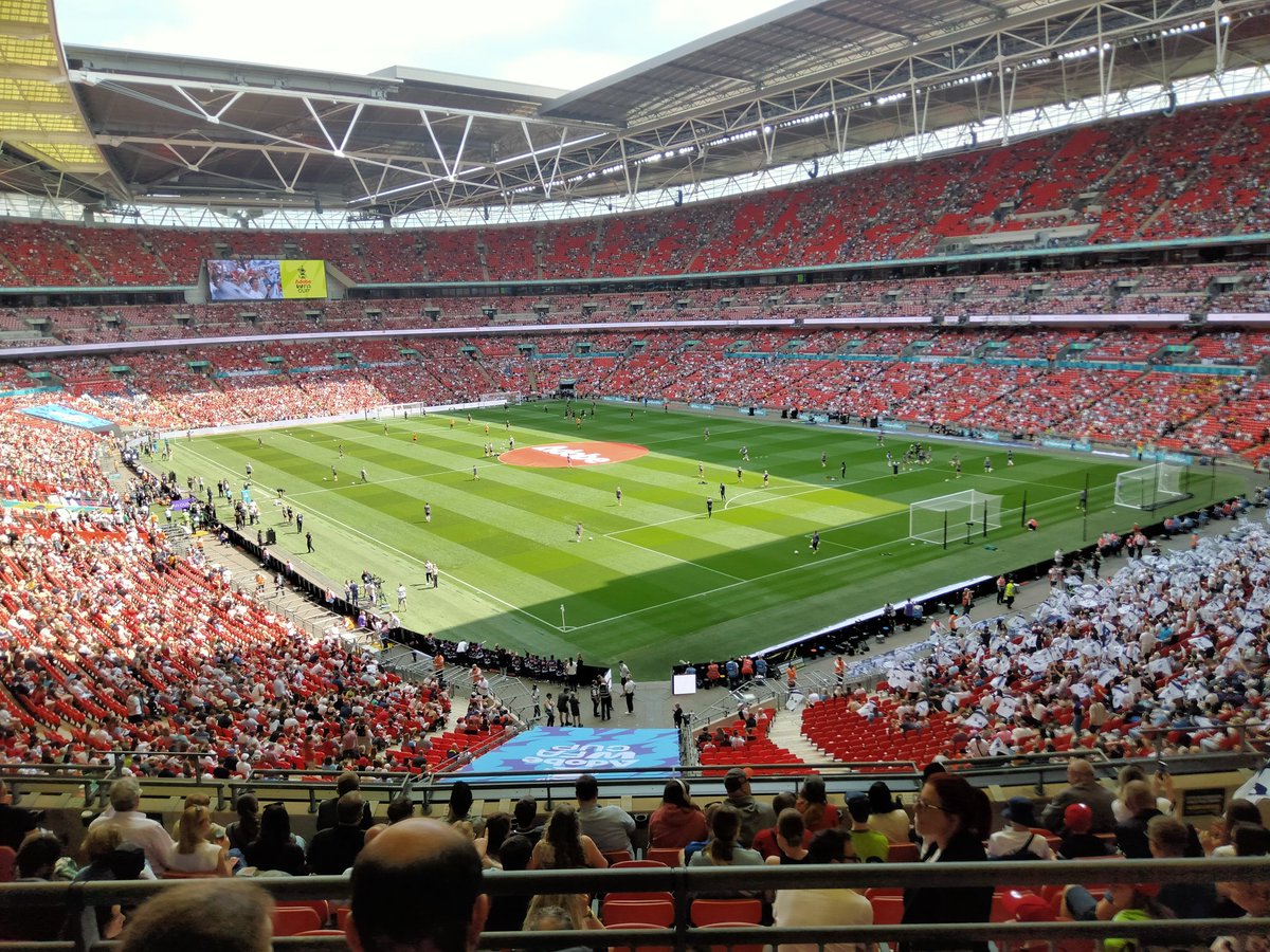 A great, if bizarre, occasion at times #FAWNL
Wembley...
"boxing" clever, a stunning football arena. What a stadium! Best day with the best people <a href="/Abbibond1/">Abbi Bond</a>
<a href="/H_Haughton92/">Hannah Haughton</a> <a href="/lc_coach1/">Lee Callender</a> 
#goalies 🙌