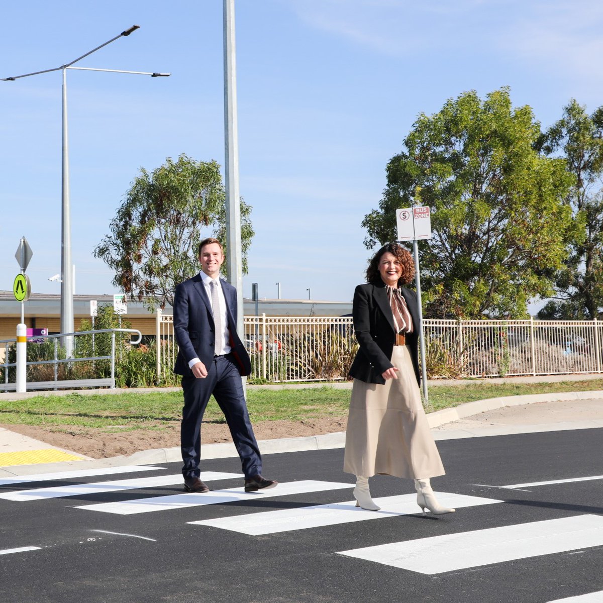 A $2.1 million upgrade of Sugargum Drive and Bodega Street in Waurn Ponds is complete, creating improved conditions near Waurn Ponds Station. 🛠️Our design, program delivery and construction teams completed the Australian Government-funded development six weeks ahead of schedule.