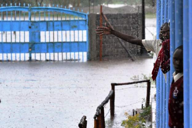 Kenya's schools are reopening today. The start of the term was postponed due to heavy floods that hit the country, killing at least 250. Police and transport officials have been deployed to ensure students get to class safely. bbc.in/44Bs42J