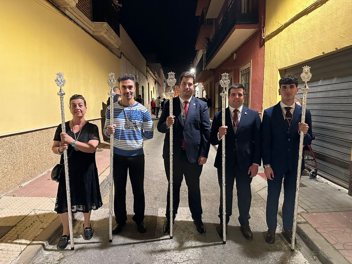 🟣 El pasado sábado una representación de nuestra corporación asistió a la procesión de gloria de Ntra. Sra. de la Alegría.

#SomosVictoria