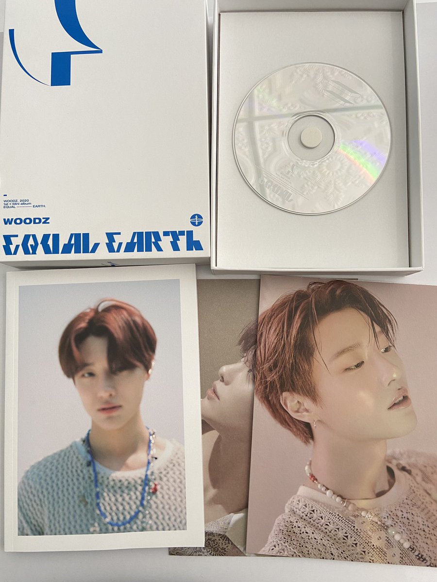 sweetiesugar_'s tweet photo. { ขาย }

อัลบั้มเปล่า equal earth ver.
:ส่งต่อ 150บาทรวมส่ง

สนใจ dm นะคะ💙
#ตลาดนัดwoodz #ตลาดนัดmoodz https://t.co/YMkCunYvkh