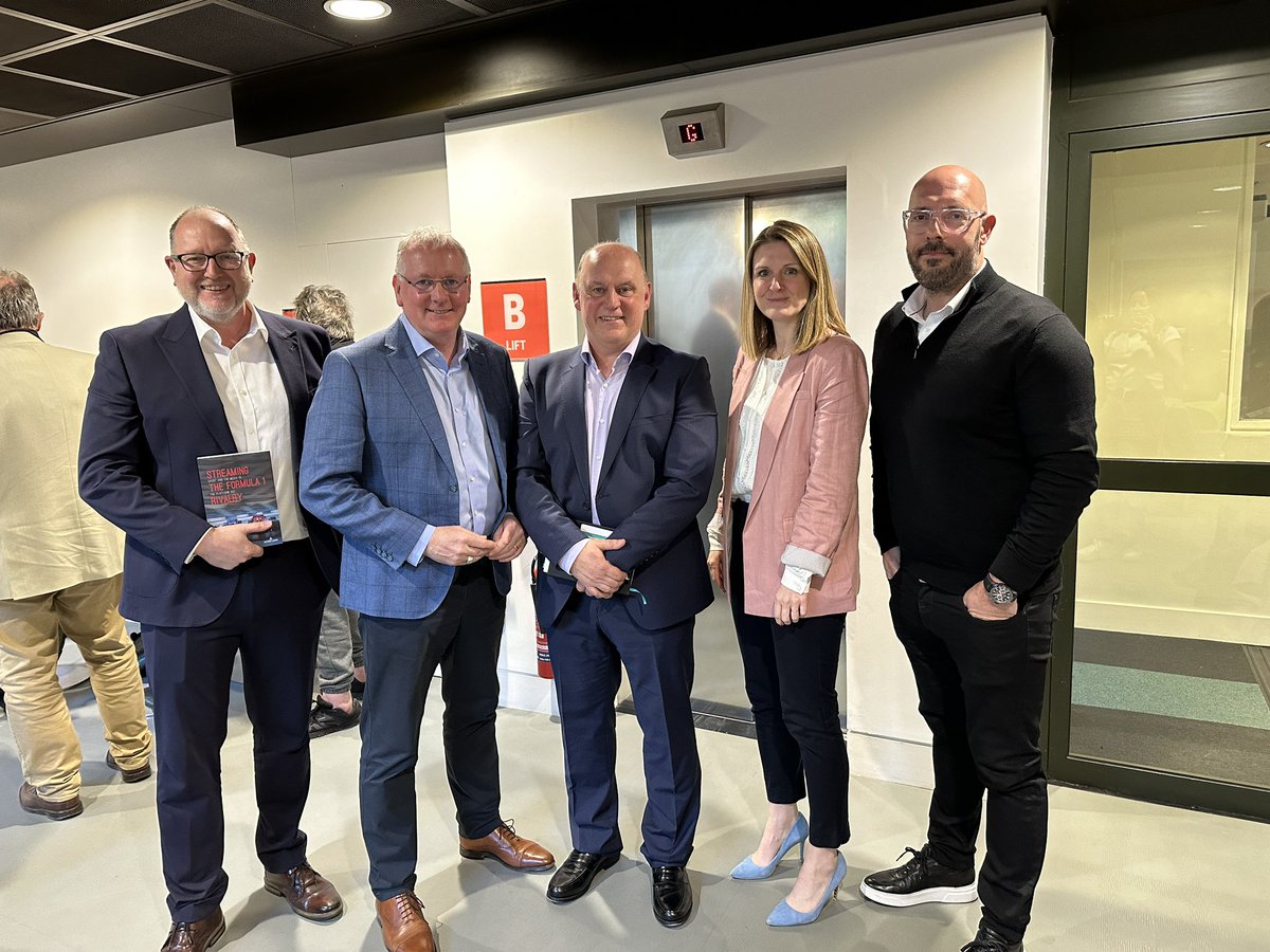 On 29th April, Birkbeck College was the venue for a brilliant book launch for ‘Streaming the Formula 1 Rivalry. Sport and the Media in the Platform Age’. Discover the book here: peterlang.com/document/13763… #Formula1 #SportsJournalism #MediaRights #PeterLangPublishing