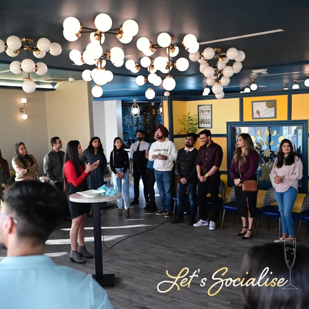 Overjoyed to host our first Canada chapter!
.
.
.
#letssocialise #LetssocialiseCanada #CanadaSinglesMixer #SinglesMixer #speeddatingcanada #Canada #indiansincanada