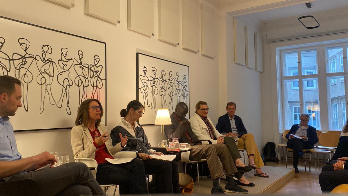 A big thank you to all our panelists for their insightful contributions and a great discussion on the accountability of corporations for serious human rights violations.