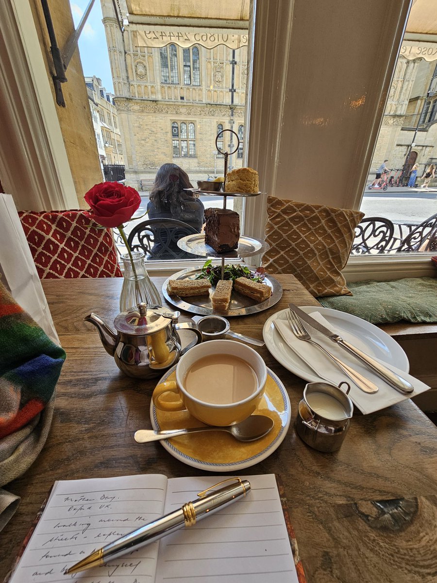 Enjoyed exploring Oxford yesterday. Treated myself to a Mother's Day high tea for one. Im on the last week of my travels, next week travel back home to what awaits ...