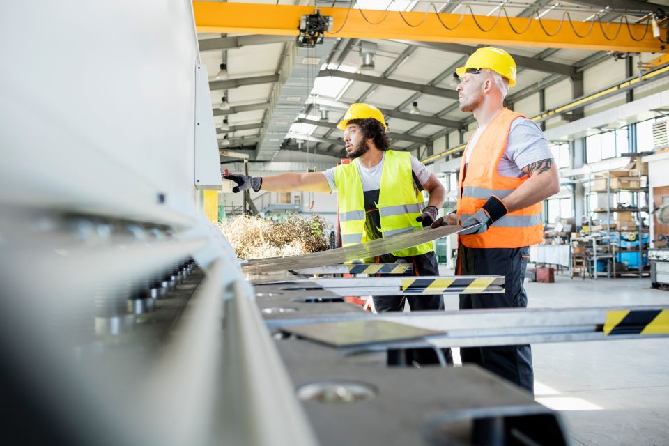 UK manufacturers demonstrate adaptability despite major disruptions: bit.ly/44FutJB 

The resilience shown by UK manufacturers over the last few years is translating into solid progress, positioning the sector for future growth.

#UKMfg #GBMfg #Manufacturing #BritishSME