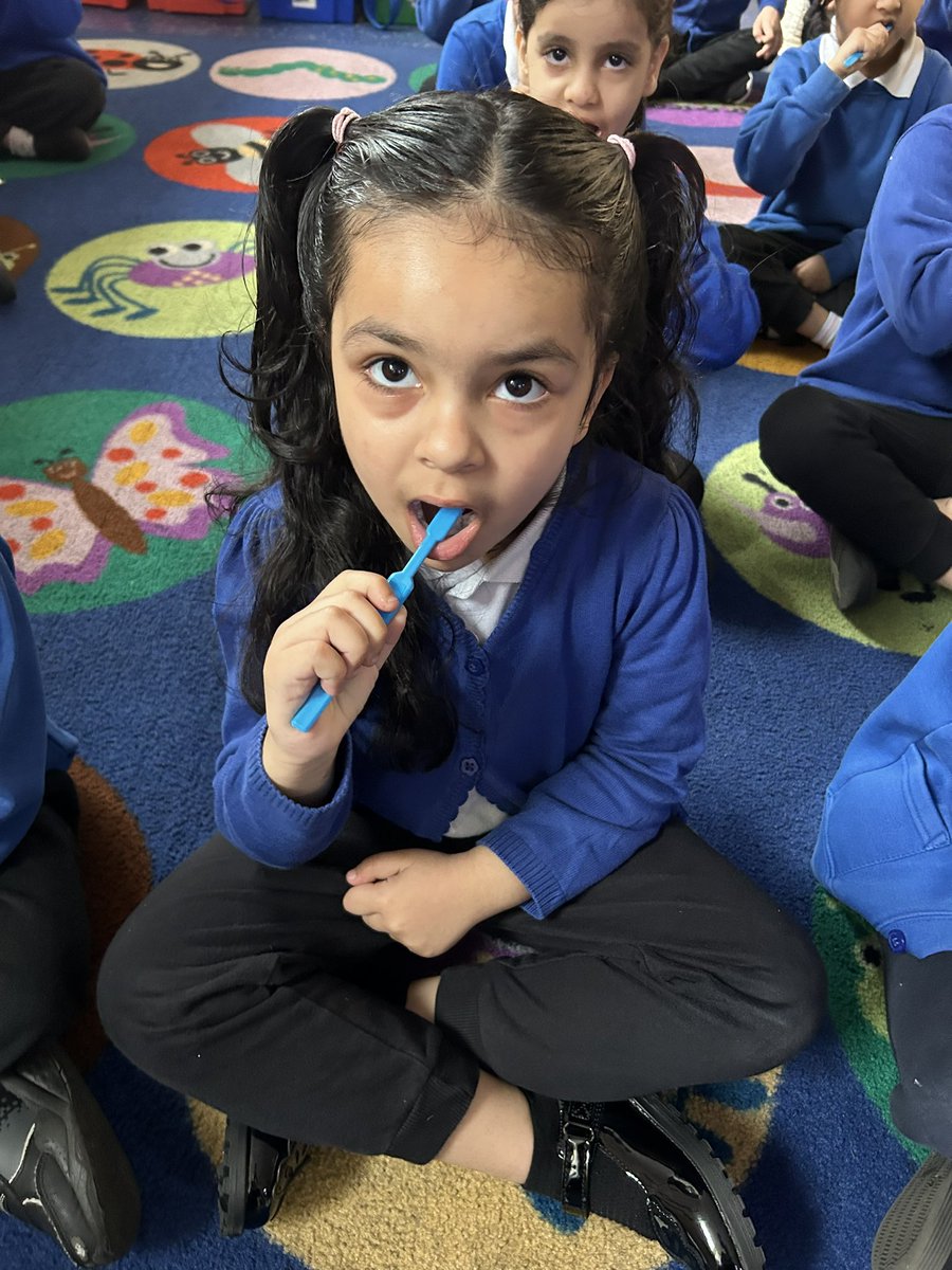 SunningHill Rec tweet media