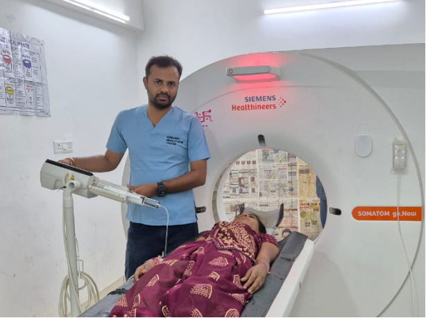 Meet Mr Maulik, a radiographer at Krishna Imaging Centre, who has been using the Qure app for 6 months for faster stroke care coordination.

Explore Real-world evidence of the Hub & Spoke stroke care here: qure.ai/insights/real-…

#StrokeMonth24