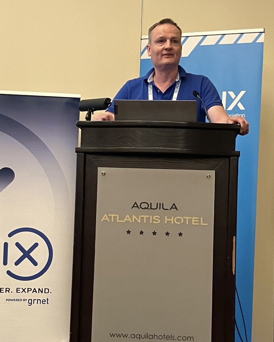Kalimera from Heraklion, where the 40th edition of @euroix Forum takes place. Our representative @FredLibotte took not only #selfies but also gave an update about #benchmarking and how to convince more IXPs to participate. Special wink to the host @GRIXsocial #peering #community