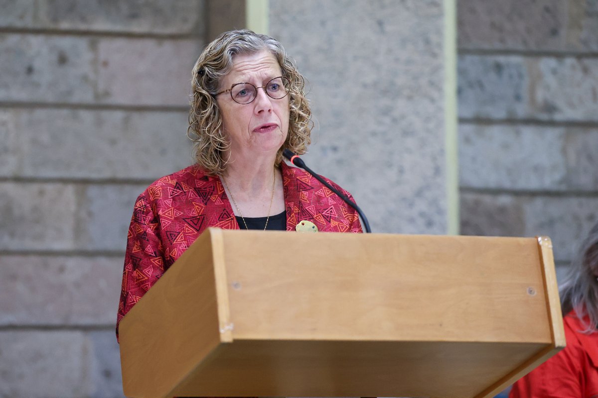 UNEP Executive Director @andersen_inger, emphasized the close links between planetary and human health, stressed the need for a whole-of government and whole-of society approach, and expressed her wish that #SBSTTA26 negotiations work towards a healthy planet. #biodiversity