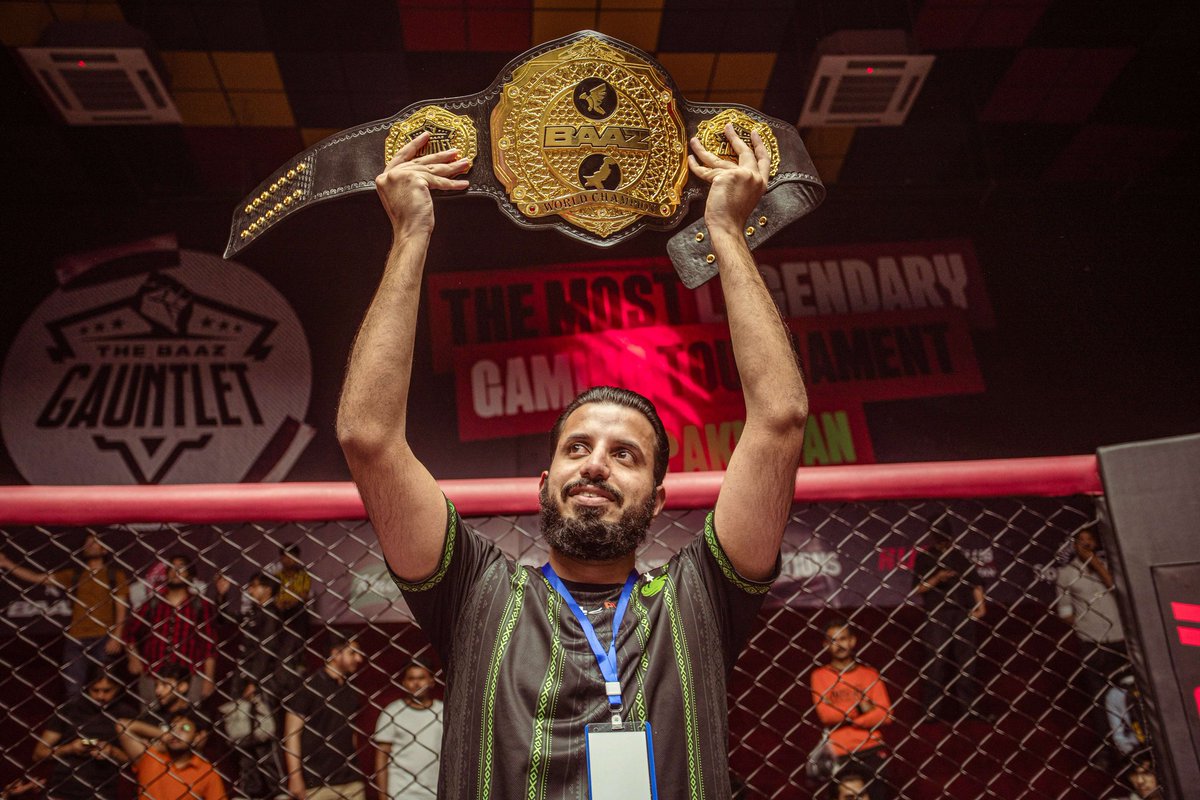 byJoka's tweet image. Alhamdulillah, I won the BAAZ Gauntlet 🏆
When I started Tekken, the prospect of travelling the world to compete seemed impossible.
When I started competing, the prospect of beating top players seemed so far away.
When I became more experienced, the prospect of winning a…
