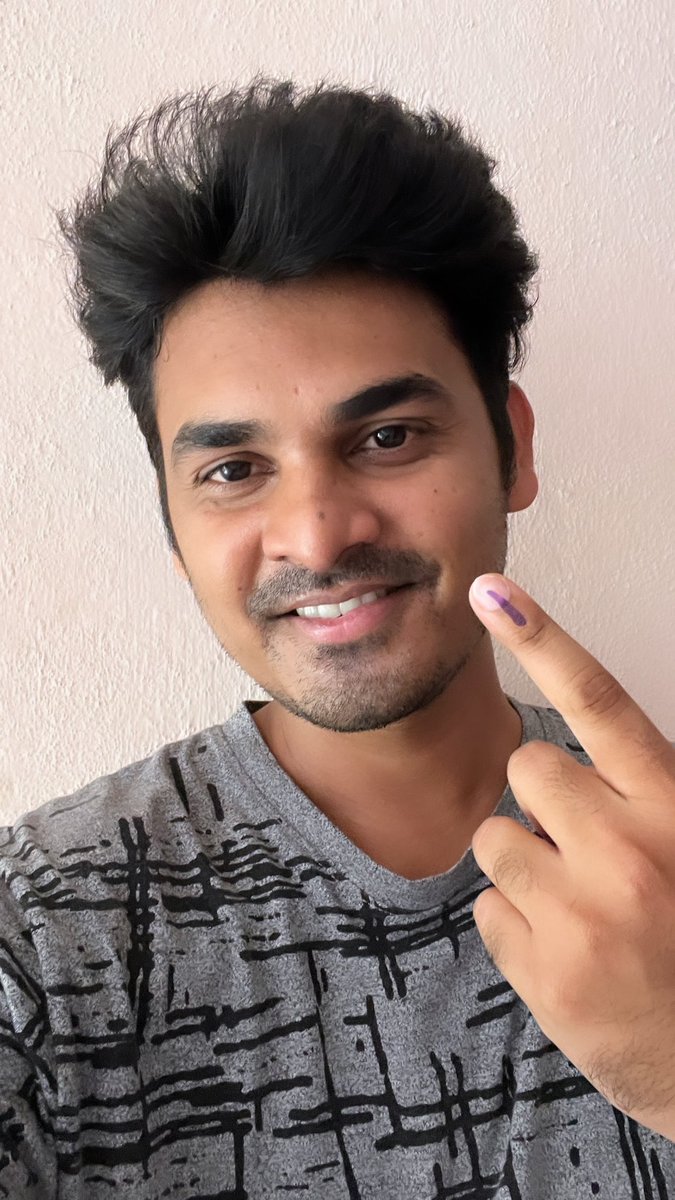 PavanChappidiPC's tweet image. Casted my vote! 👆🏻😊
#VoteForBetterFuture ✨

Have you voted, guys?!